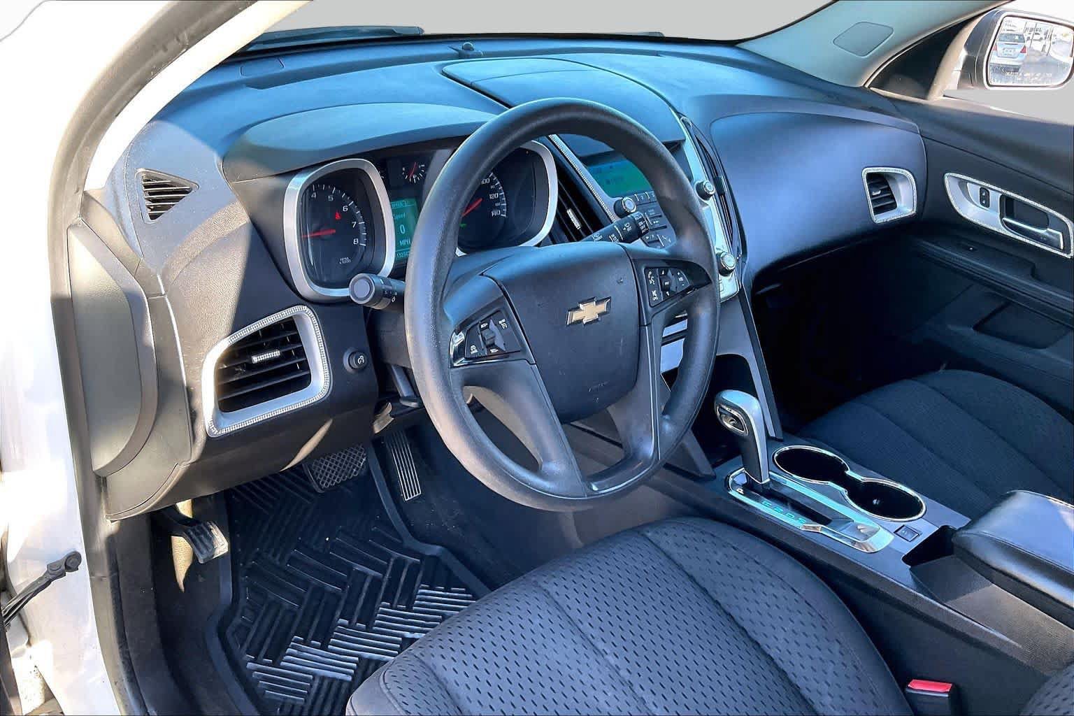 Used 2014 Chevrolet Equinox LS FWD image 17