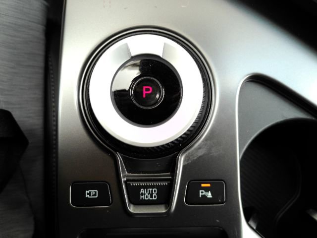 Used 2024 Kia EV6 Light RWD image 47