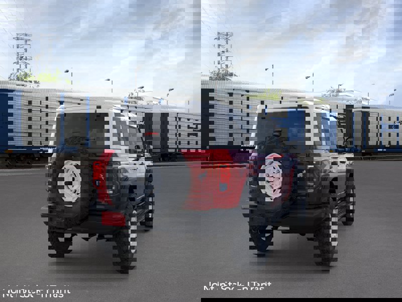 New 2026 Ford Bronco Heritage Edition image 8