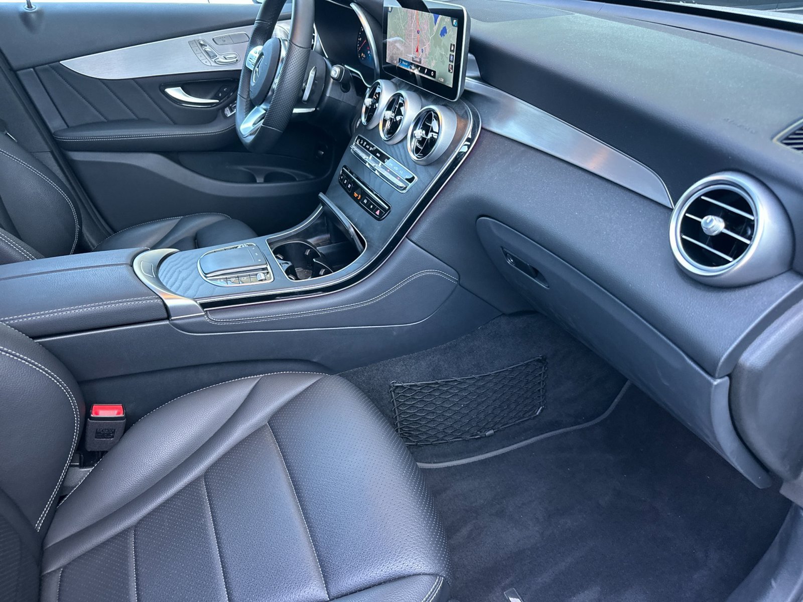 Certified 2020 Mercedes-Benz GLC 300 image 18