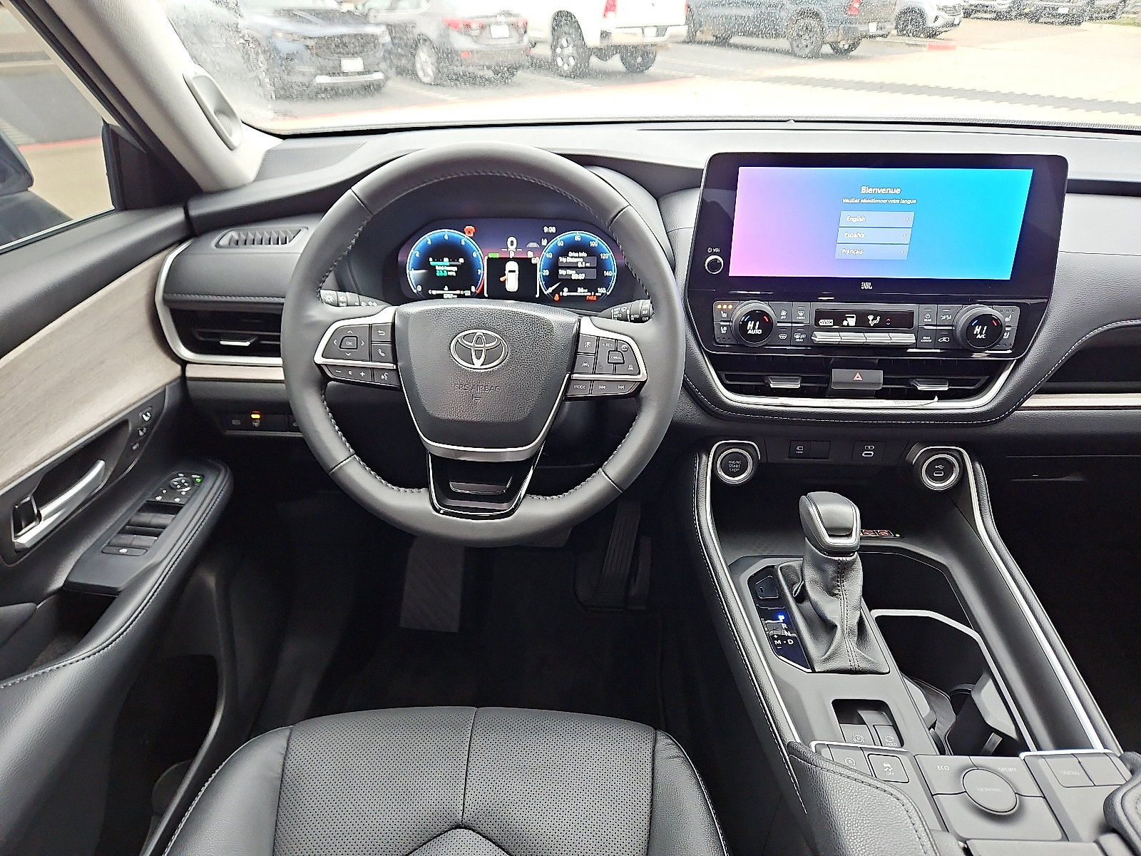 Used 2024 Toyota Grand Highlander Limited image 8