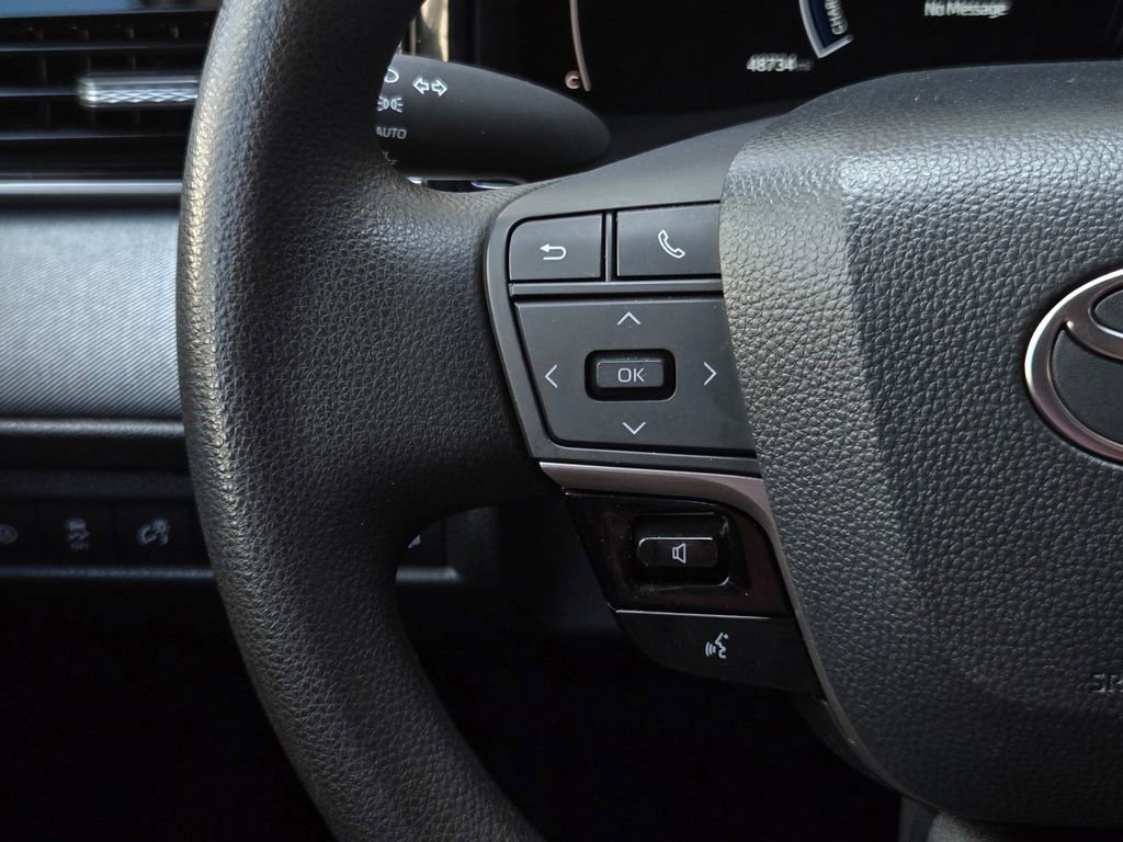 Used 2025 Toyota Camry LE FWD image 24