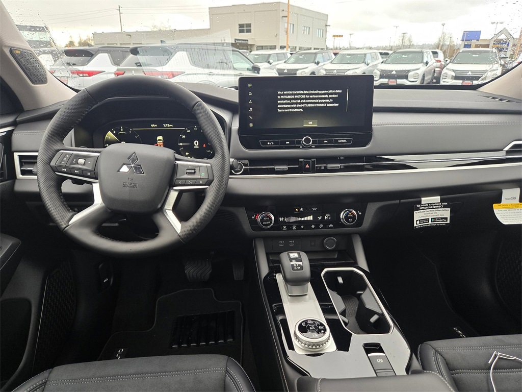 New 2026 Mitsubishi Outlander SE image 7