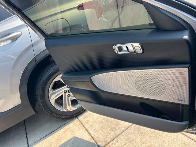Used 2023 Hyundai Ioniq 6 Limited w/ Cargo Package AWD/4WD image 19