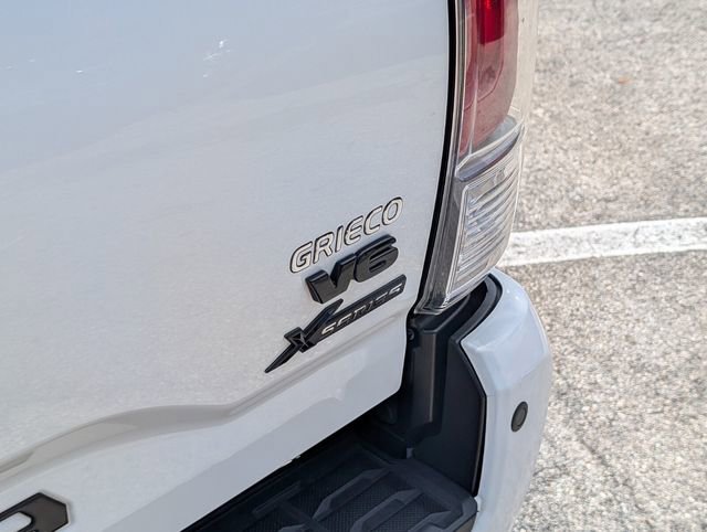 Used 2022 Toyota Tacoma TRD Sport w/ Technology Package image 16