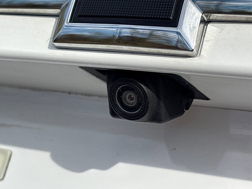 Used 2021 Chevrolet Trax LT w/ Sport Edition image 15