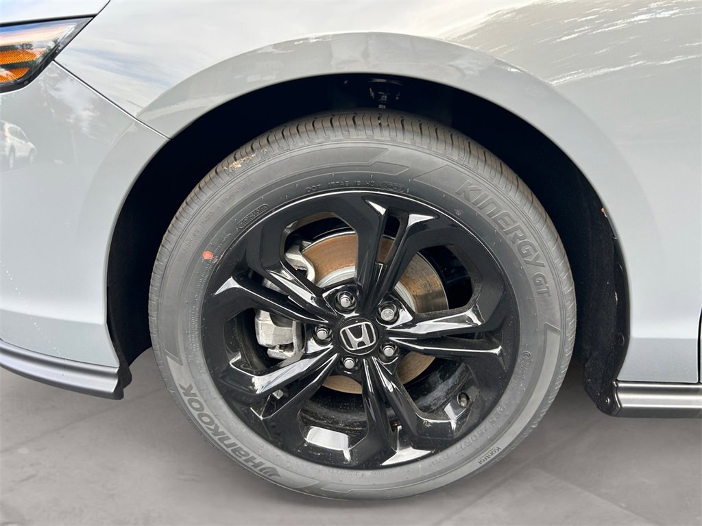New 2025 Honda Accord SE image 14