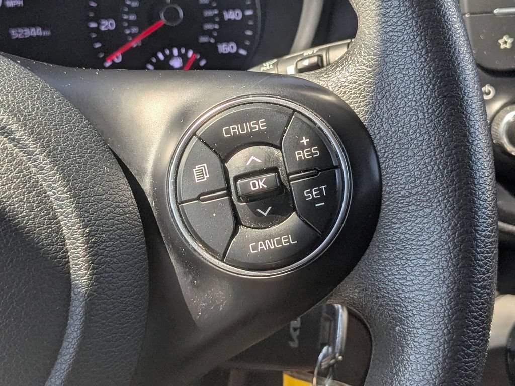 Used 2022 Kia Soul LX FWD image 16