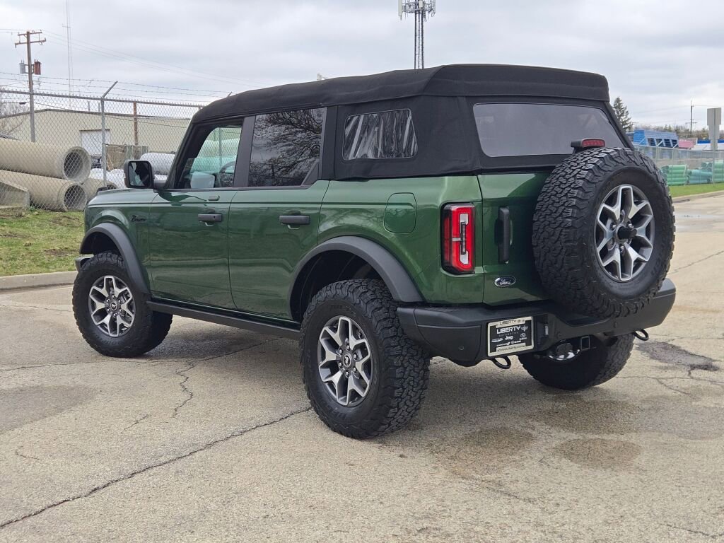 Used 2022 Ford Bronco Badlands AWD/4WD image 11