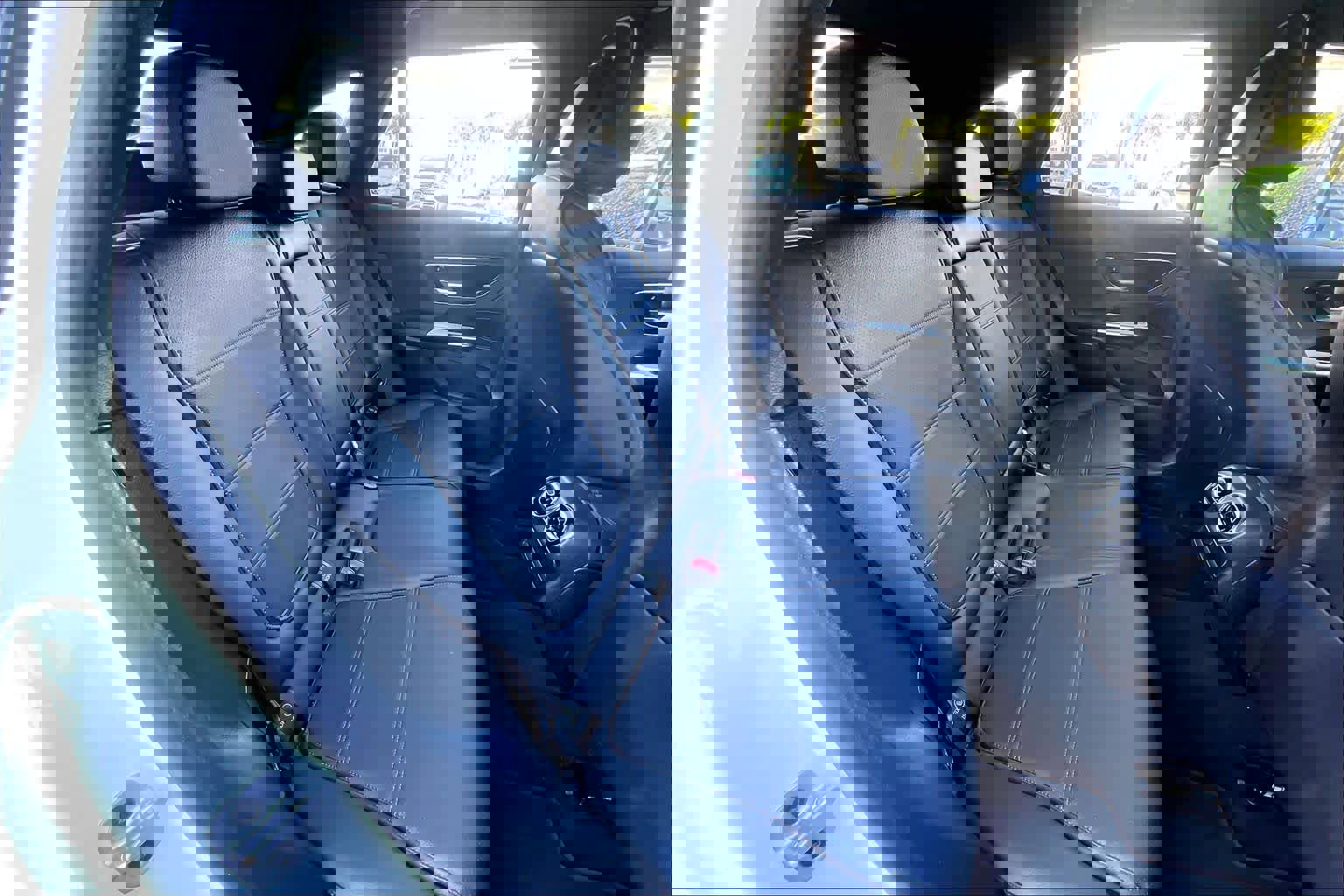 Used 2024 Mercedes-Benz GLC 300 image 19