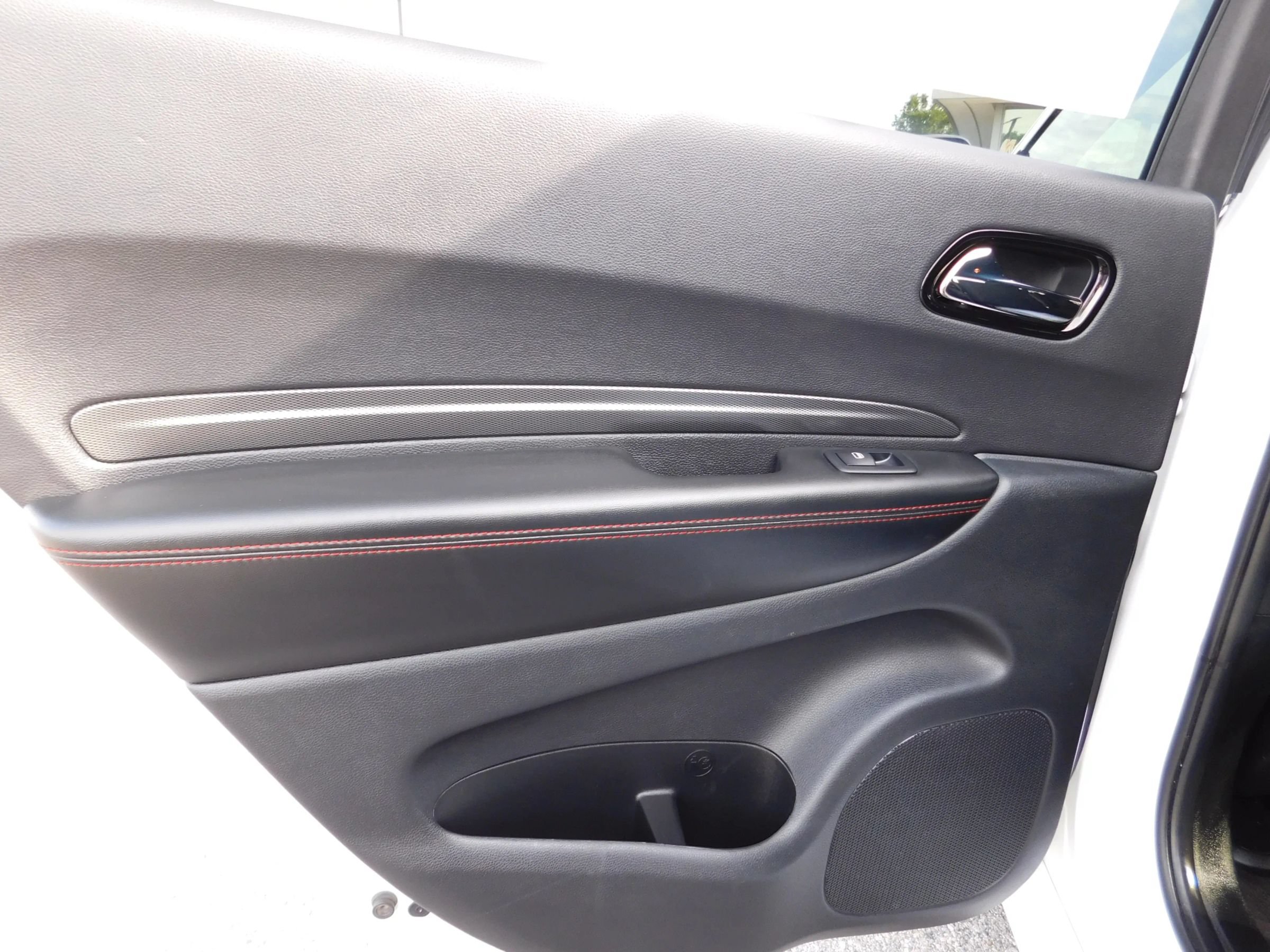 Used 2023 Dodge Durango GT RWD image 13