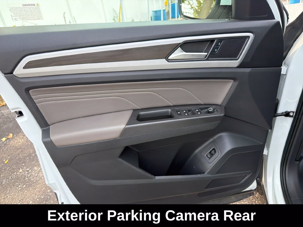Used 2023 Volkswagen Atlas SE w/ Panoramic Sunroof Package AWD/4WD image 12