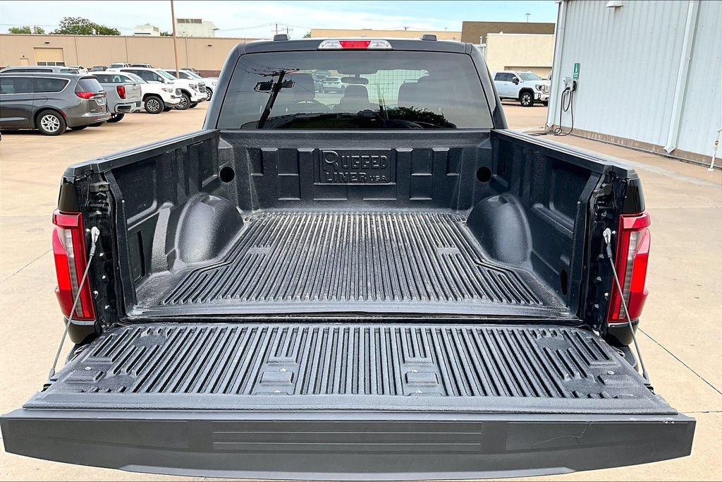 Used 2025 Ford F150 XLT w/ Equipment Group 301A Standard AWD/4WD image 33