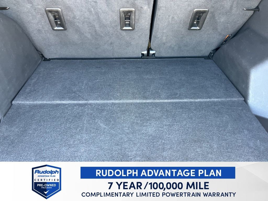 Used 2023 GMC Terrain AT4 image 31