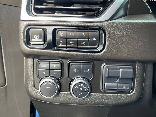Used 2025 GMC Yukon XL Elevation AWD/4WD image 24