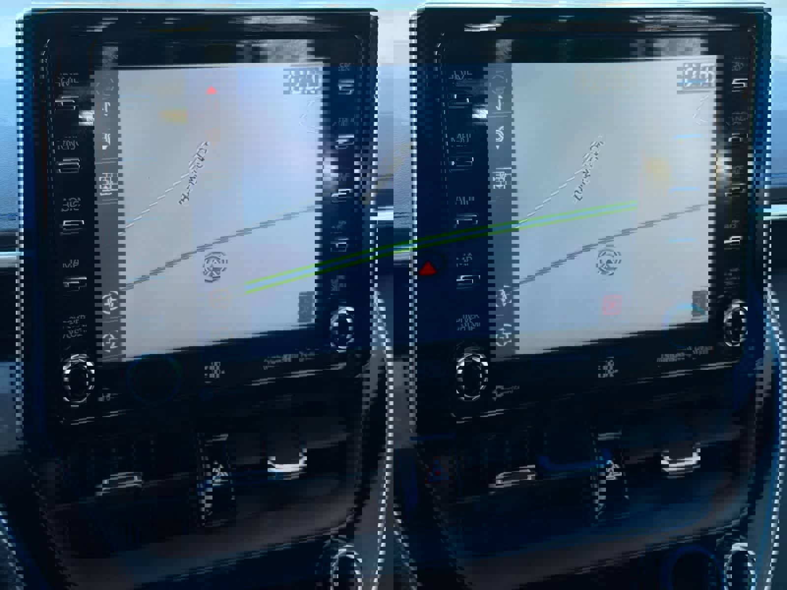 Used 2020 Toyota Corolla XSE image 31