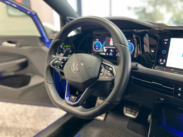 Used 2024 Volkswagen Golf R image 30