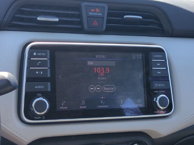 Used 2021 Nissan Versa SV FWD image 22