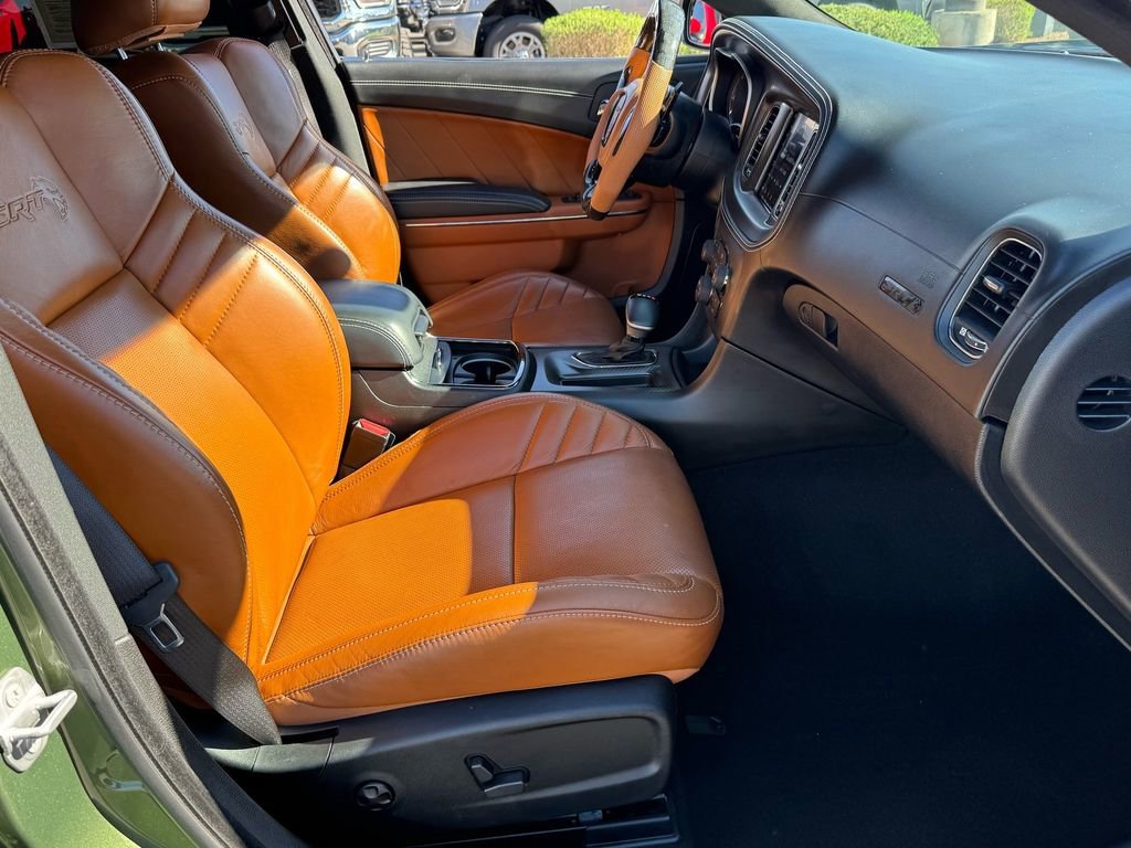 Used 2022 Dodge Charger SRT Hellcat w/ Harman/Kardon Audio Group RWD image 23