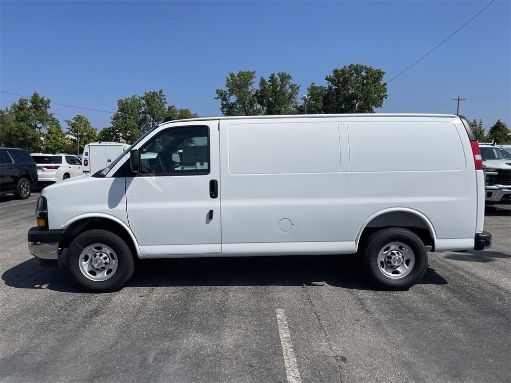 New 2025 Chevrolet Express 2500 w/ Driver Convenience Package image 3