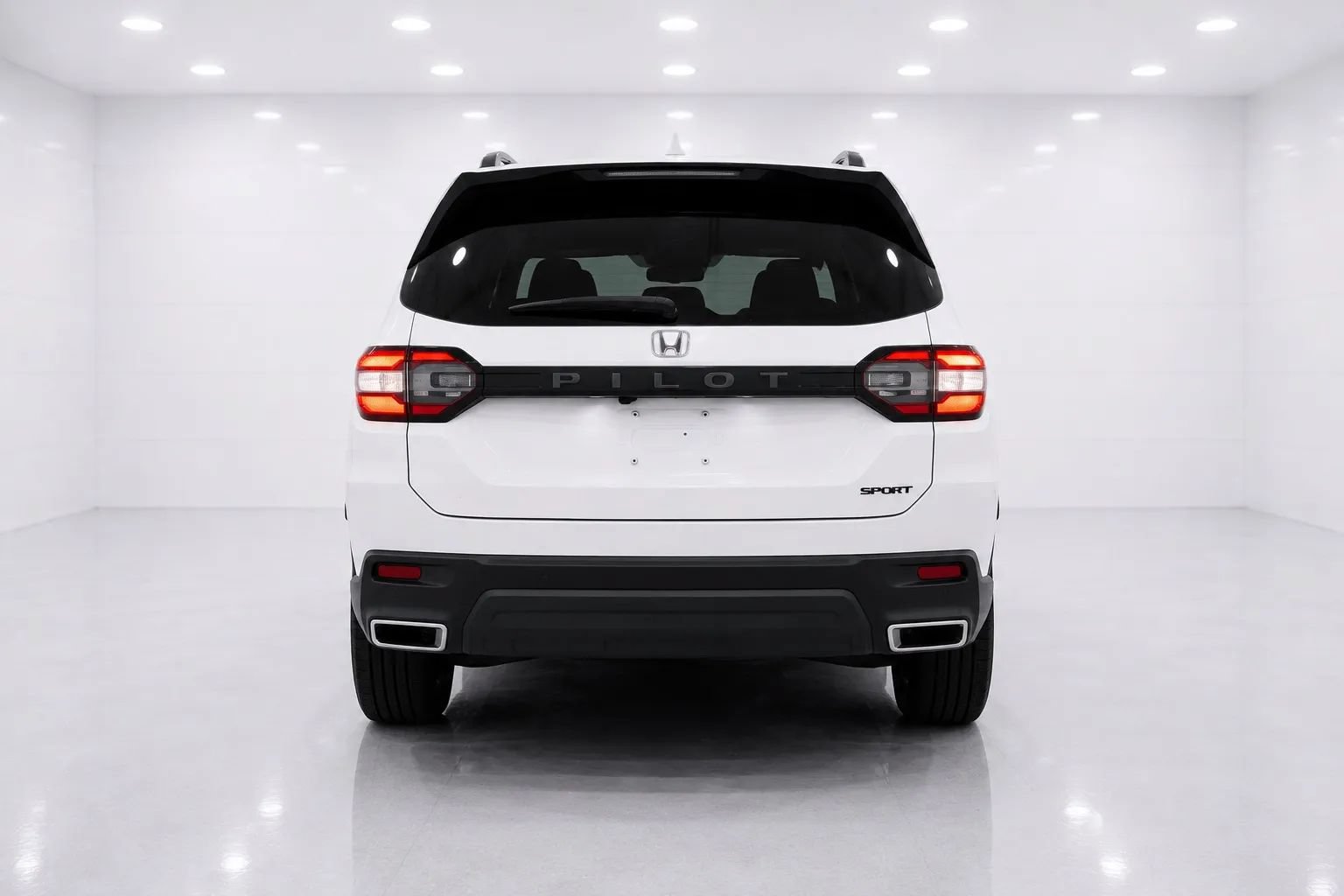 Used 2025 Honda Pilot Sport image 4