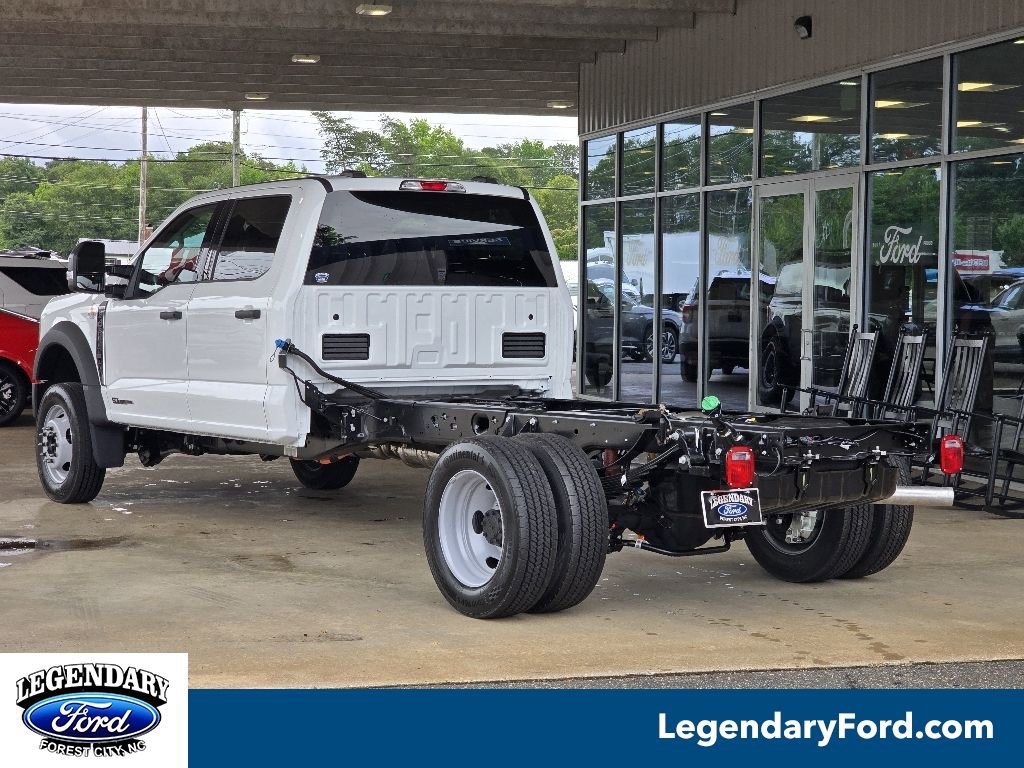 New 2025 Ford F450 XLT RWD image 2