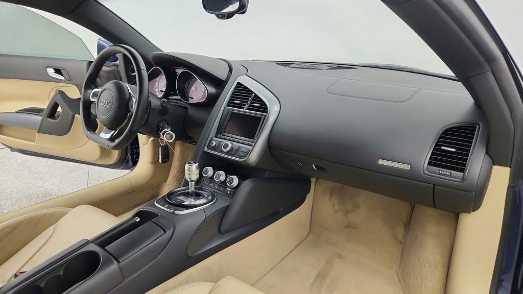 Used 2008 Audi R8 V8 image 38