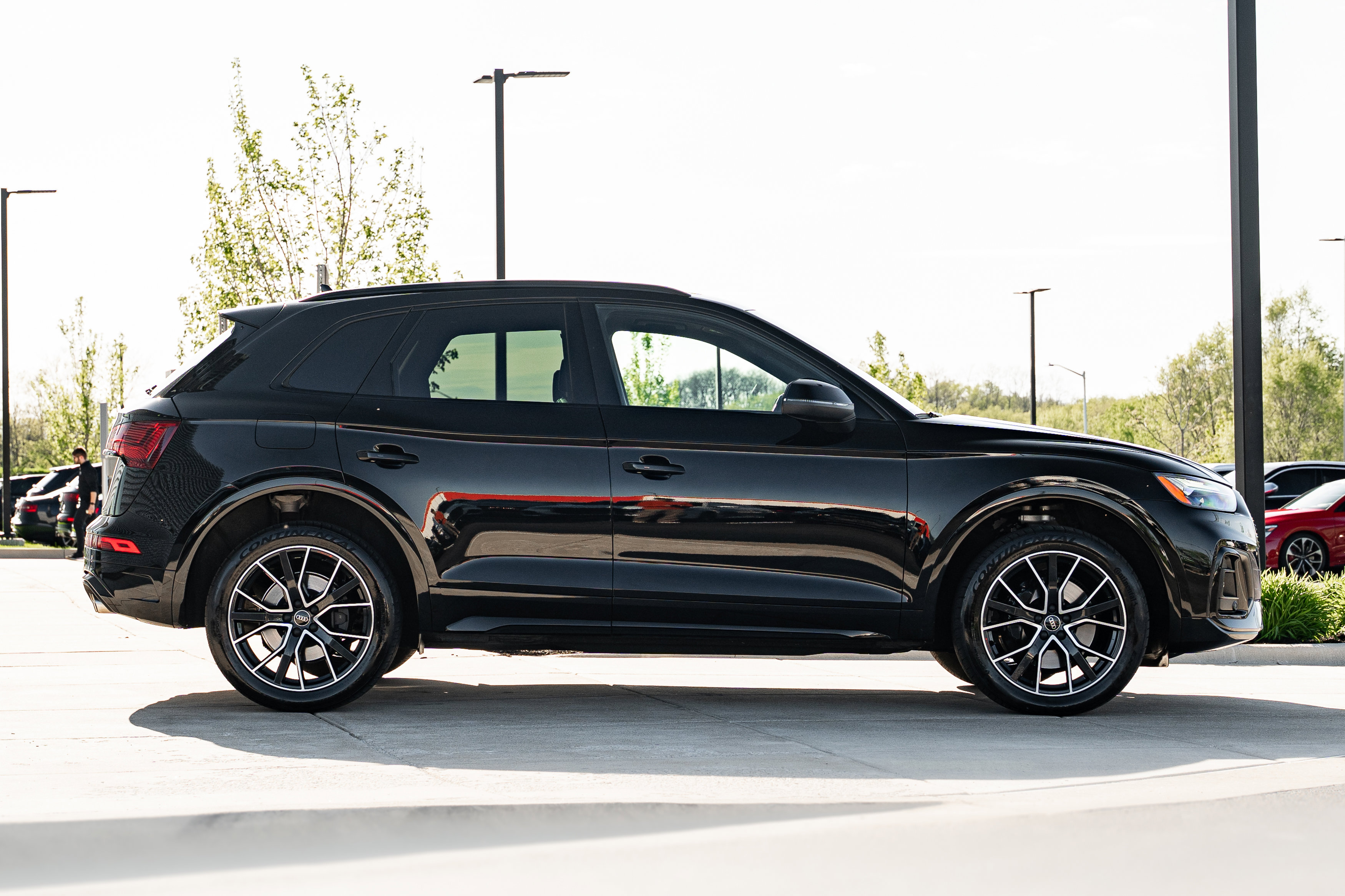 Certified 2023 Audi SQ5 Premium Plus w/ Premium Plus Package AWD/4WD image 3