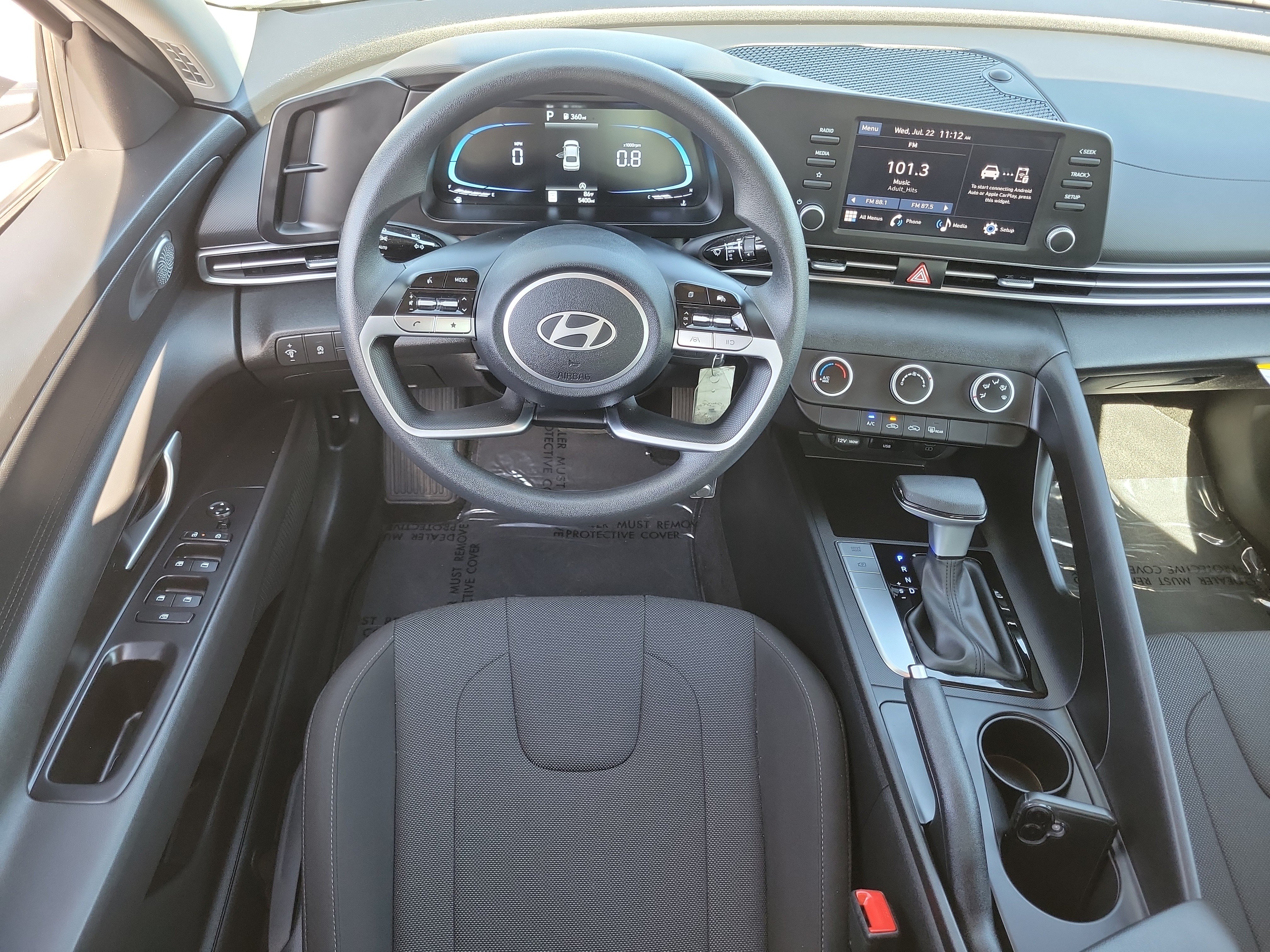 Certified 2025 Hyundai Elantra SE FWD image 7