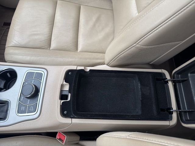 Used 2019 Jeep Grand Cherokee Limited AWD/4WD image 29