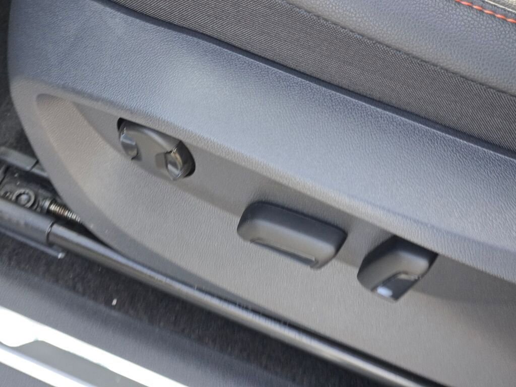 Used 2024 Volkswagen Tiguan Wolfsburg Edition FWD image 26