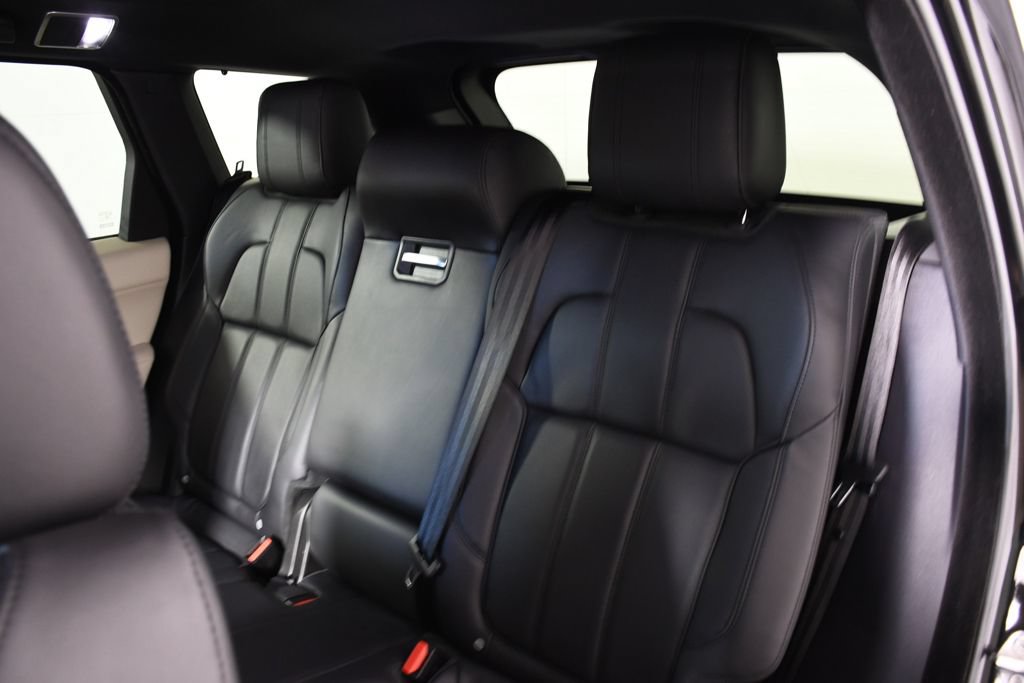 Used 2015 Land Rover Range Rover Sport HSE AWD/4WD image 28