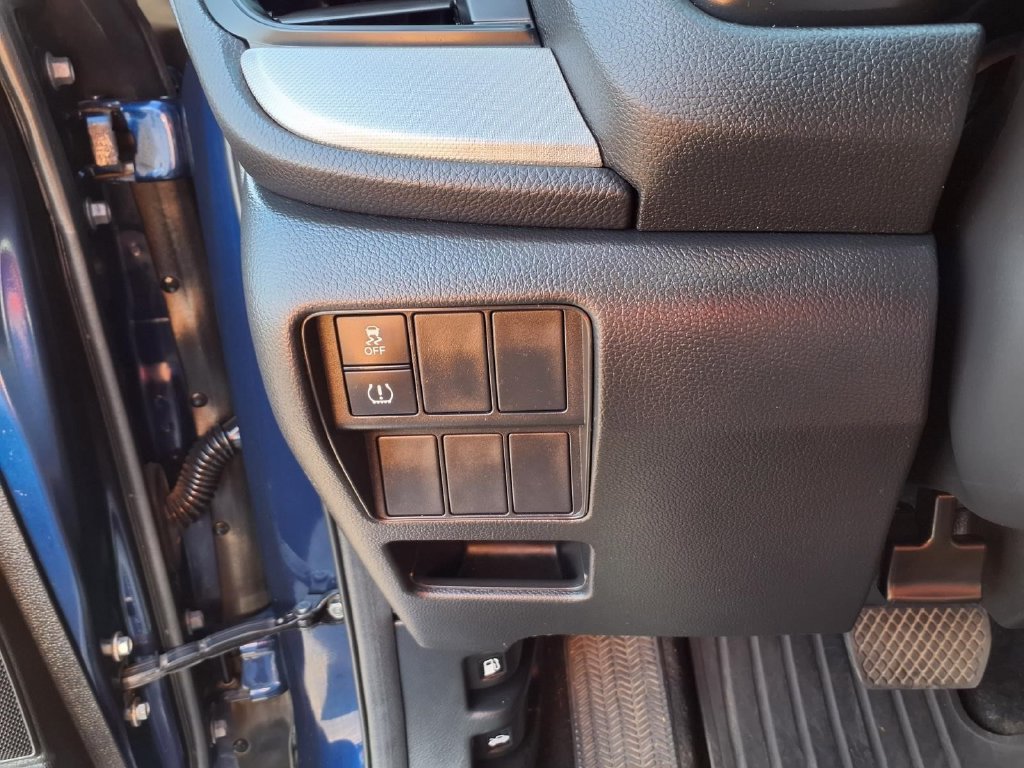 Used 2018 Honda CR-V LX image 14