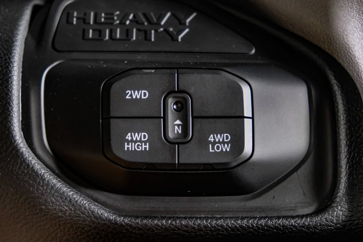 Used 2026 RAM 2500 Big Horn AWD/4WD image 25