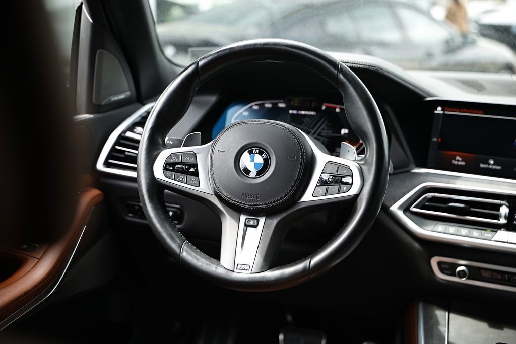 Used 2023 BMW X5 M50i w/ Executive Package image 27