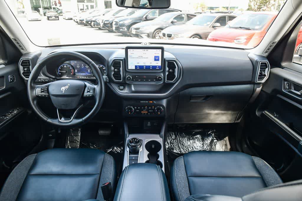 Used 2024 Ford Bronco Sport Outer Banks w/ Tech Package AWD/4WD image 14