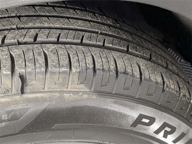 Used 2023 Toyota Highlander XLE image 9