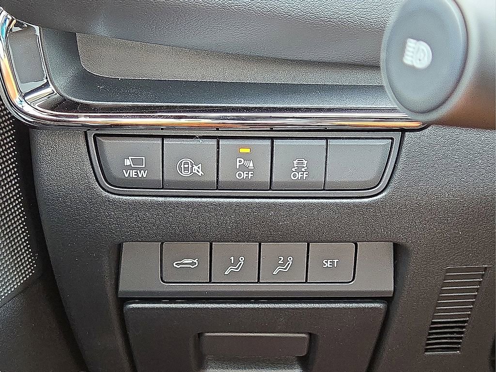 New 2025 MAZDA MAZDA3 2.5 Turbo Sedan w/Premium Plus image 30