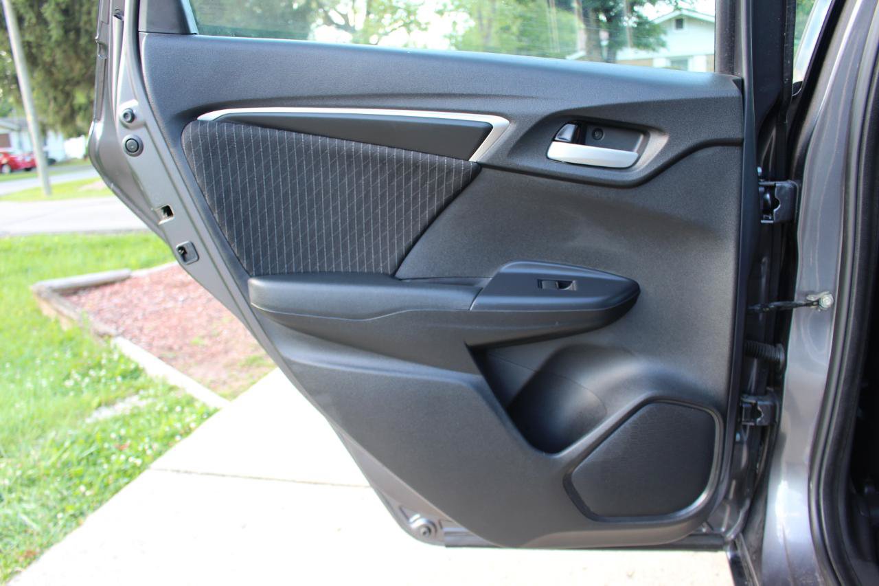 Used 2020 Honda Fit EX image 30