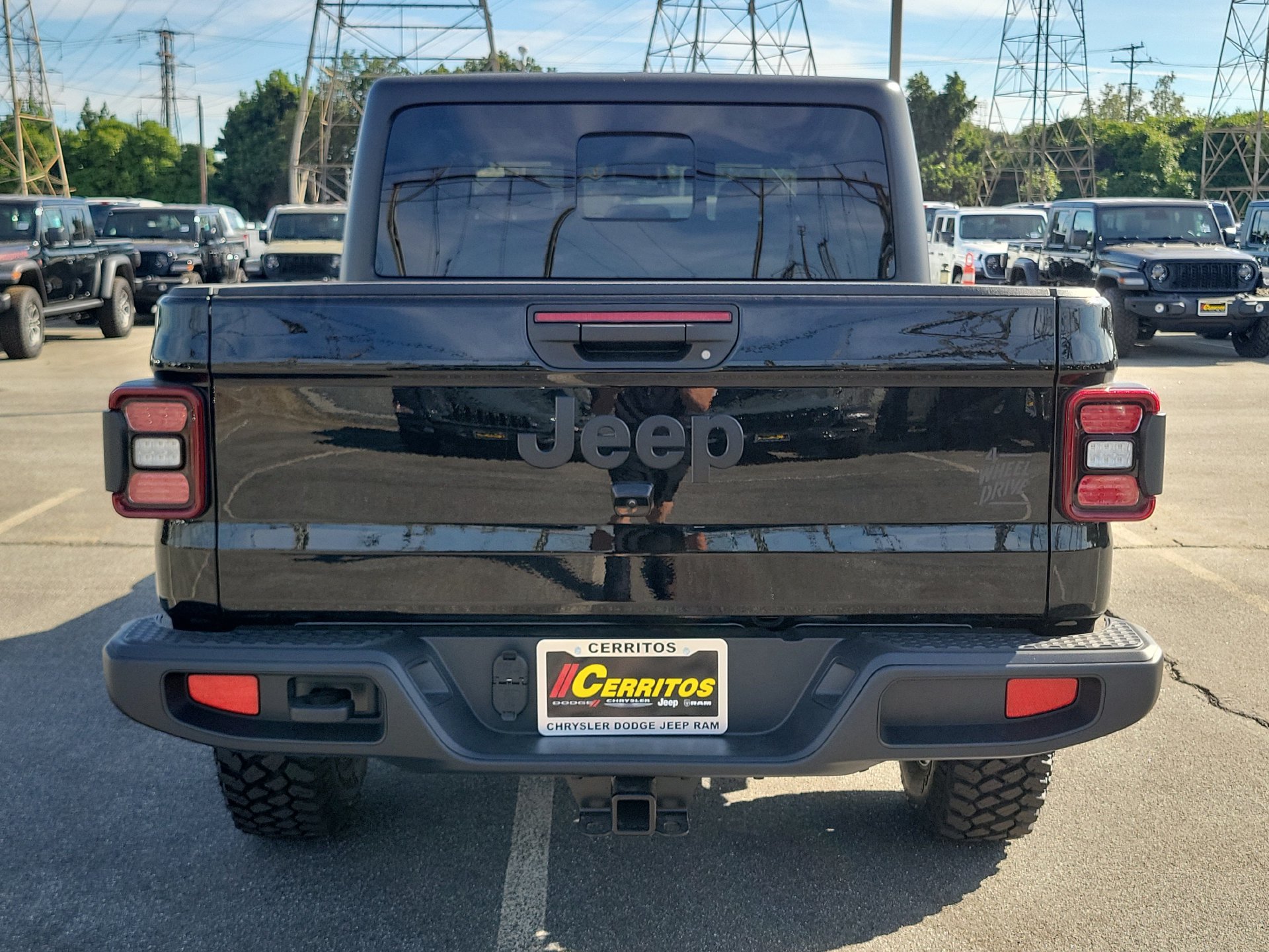 New 2026 Jeep Gladiator Sport AWD/4WD image 19