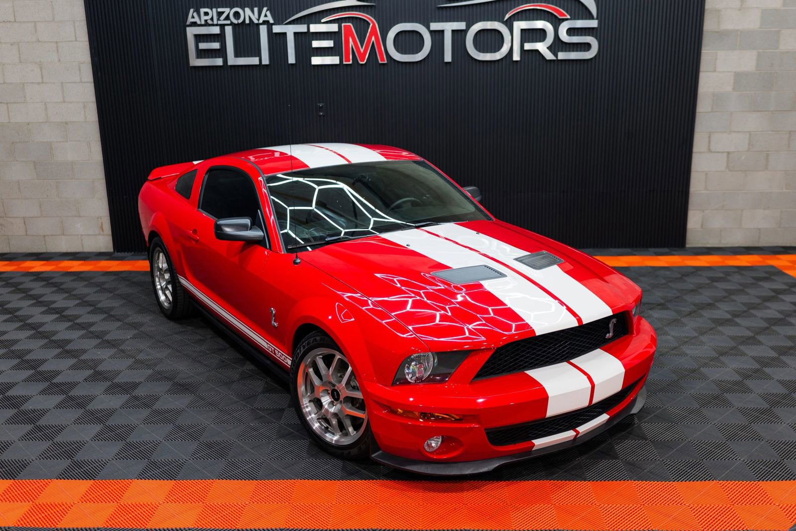 Used 2009 Ford Mustang Shelby GT500 image 4