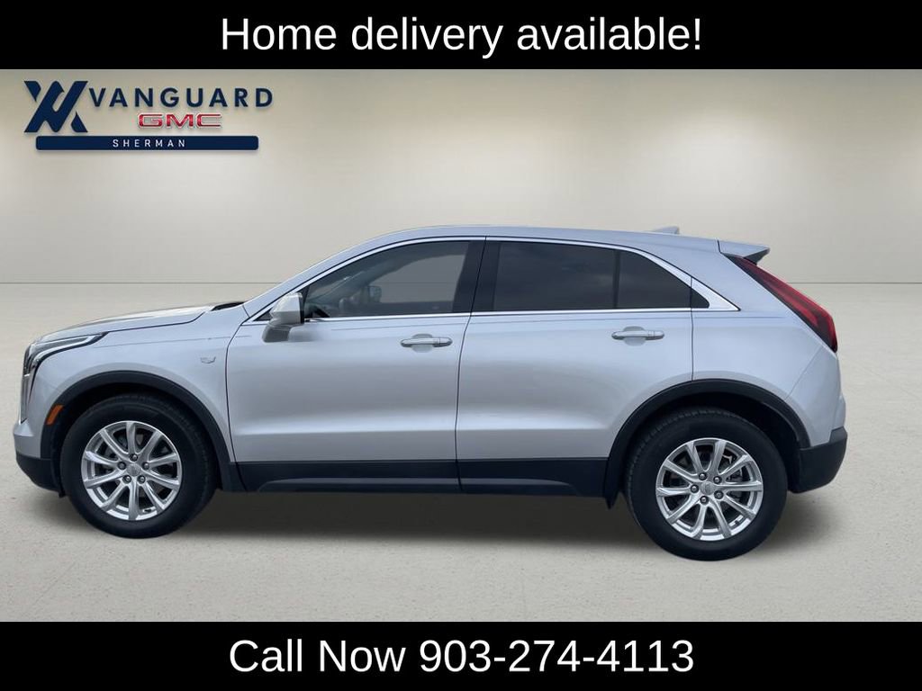 Used 2022 Cadillac XT4 Luxury image 2