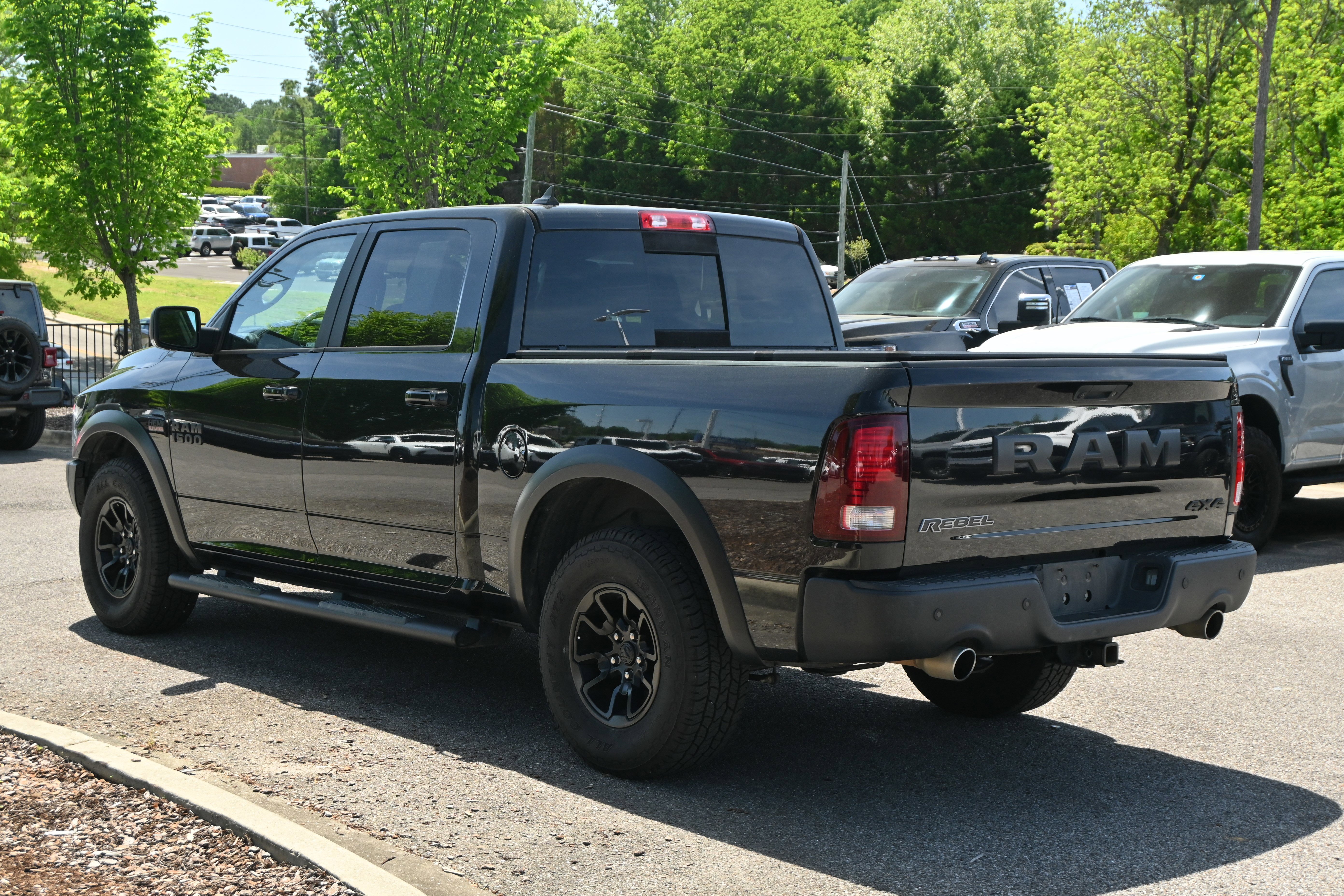 Used 2017 RAM 1500 Rebel w/ Luxury Group image 11