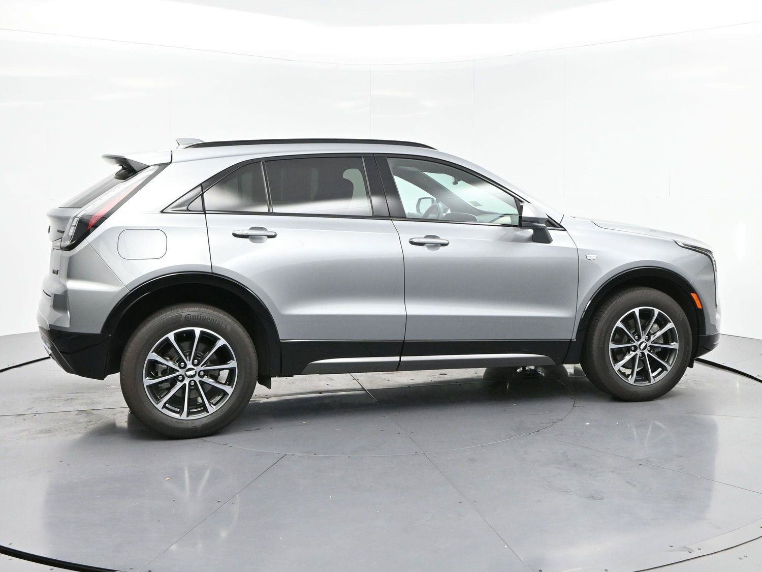 Certified 2024 Cadillac XT4 Sport w/ Cold Weather Package AWD/4WD image 8