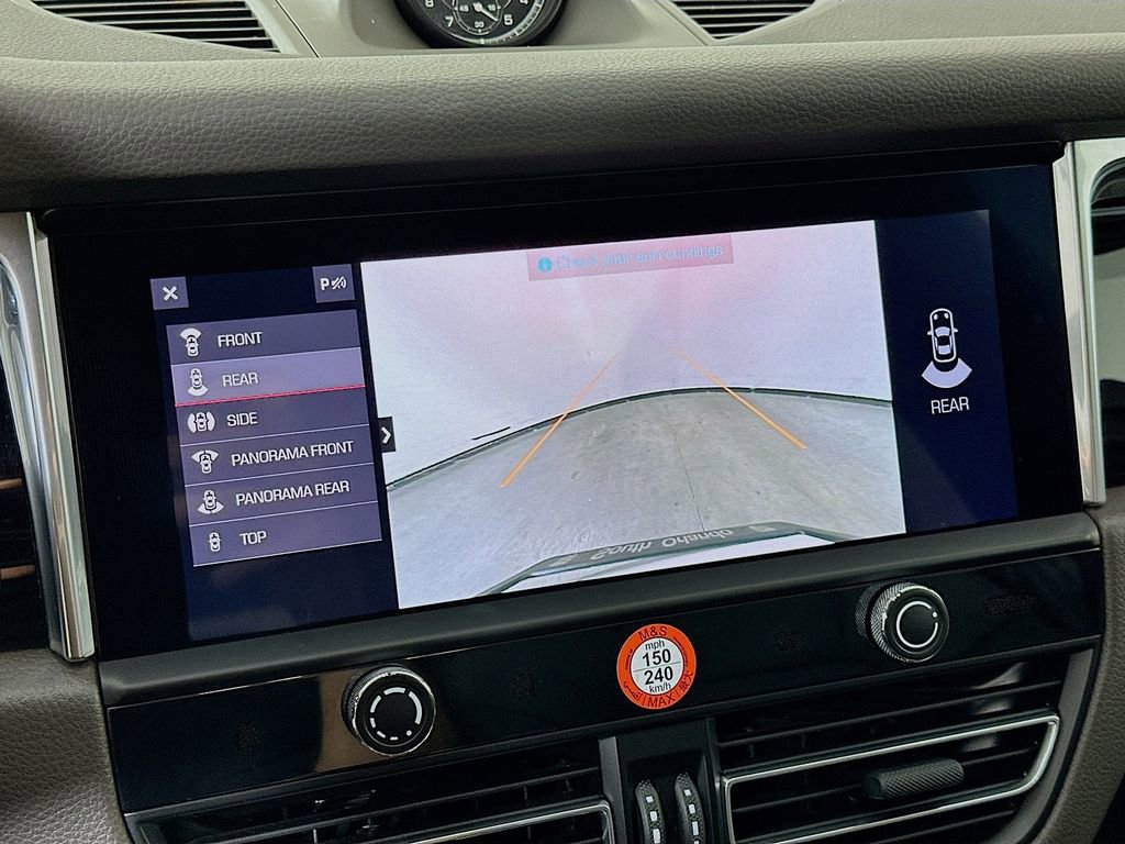 New 2025 Porsche Macan image 17