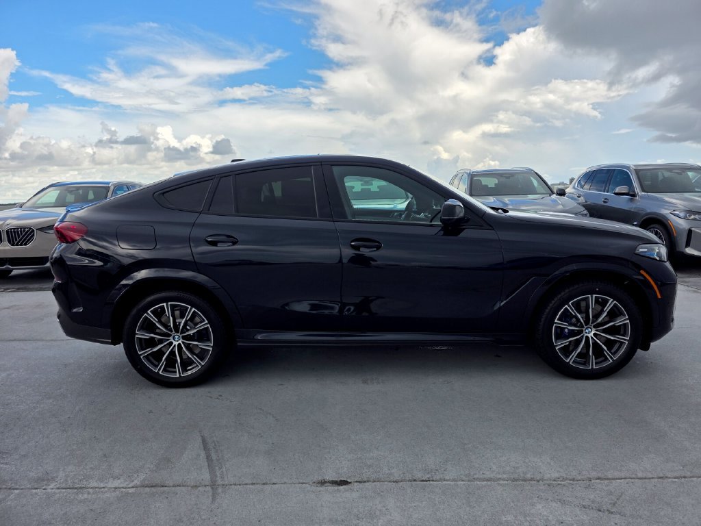 New 2027 BMW X6 M60i w/ Parking Assistance Package AWD/4WD image 3
