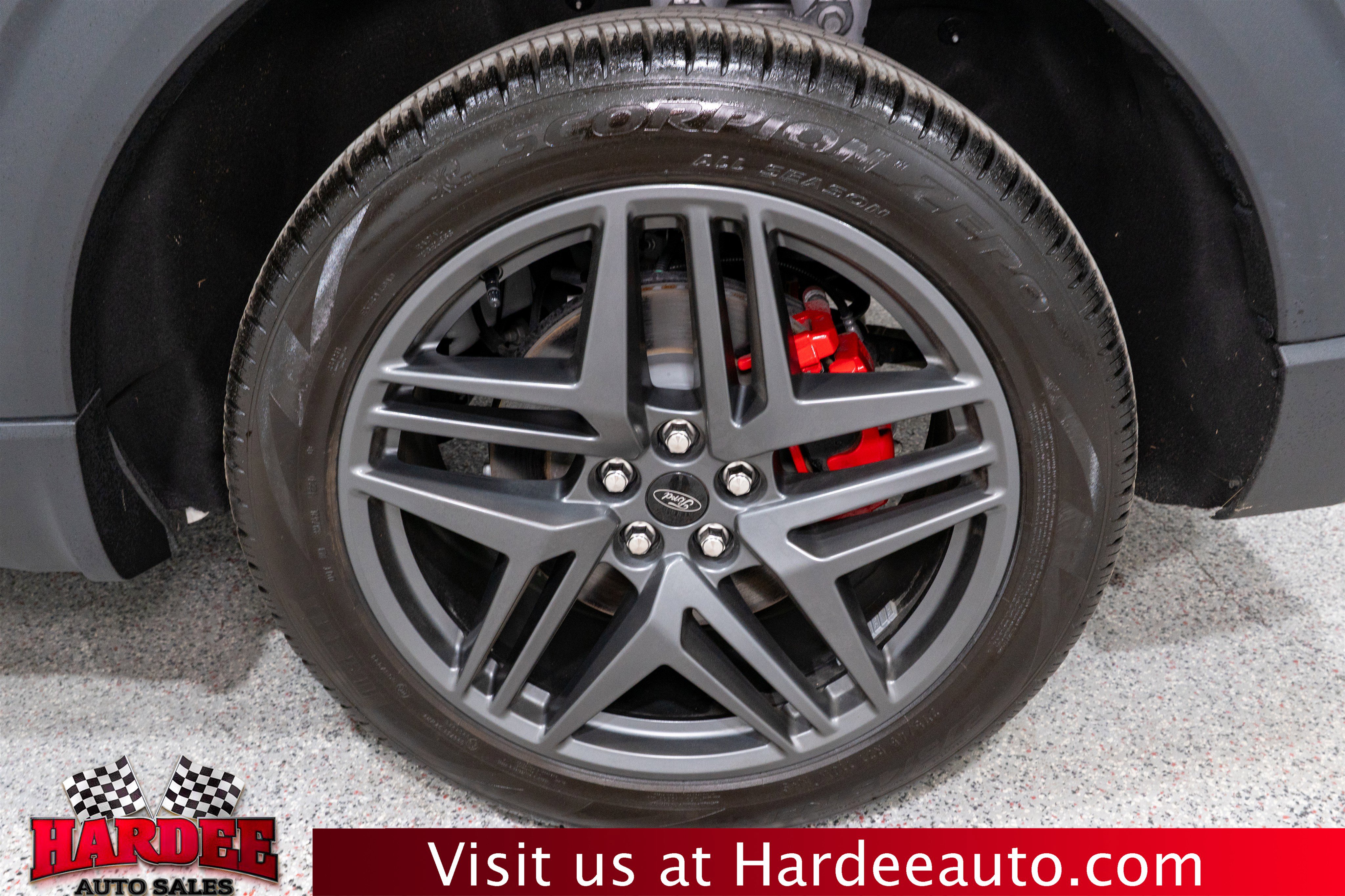 Used 2025 Ford Explorer ST AWD/4WD image 10