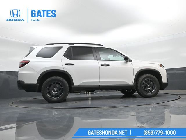 New 2026 Honda Pilot TrailSport image 34