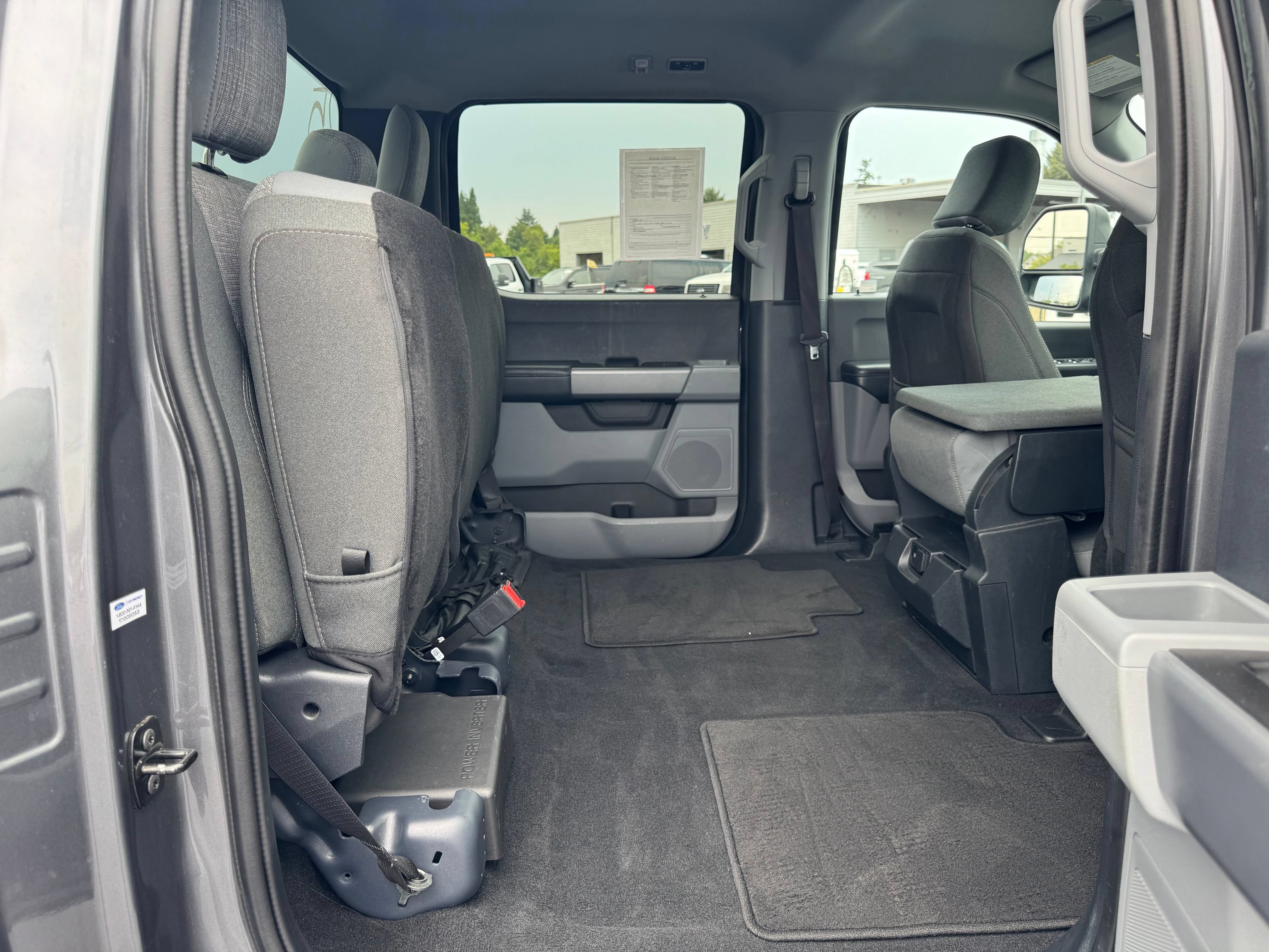 Used 2024 Ford F350 XLT AWD/4WD image 31
