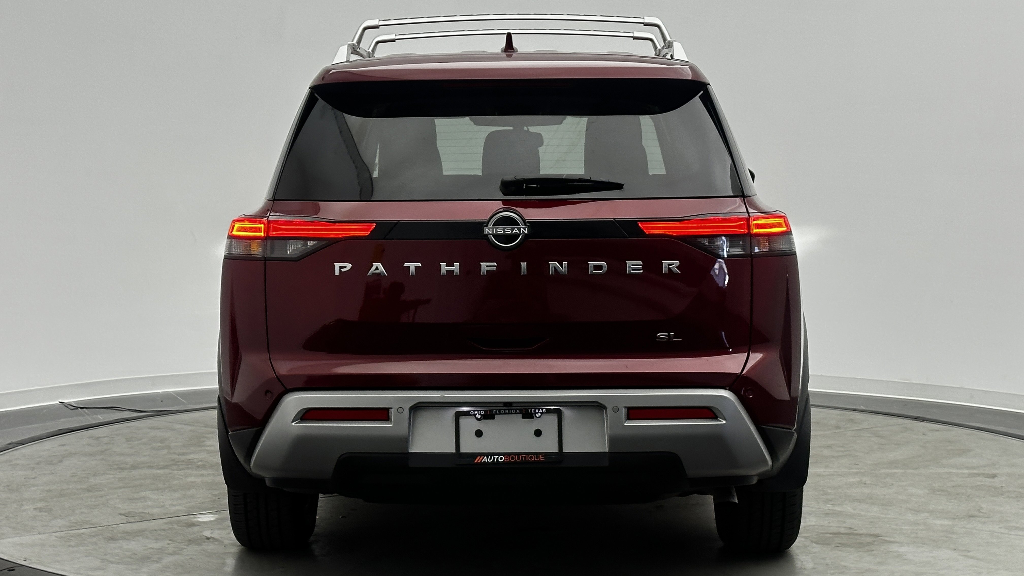 Used 2022 Nissan Pathfinder SL FWD image 7